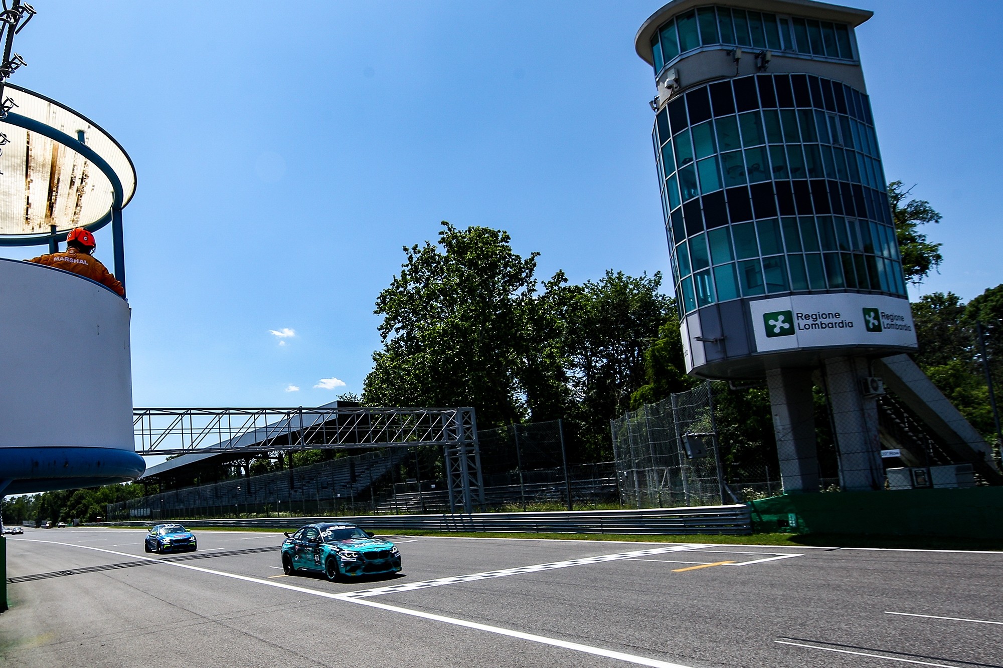 P90512195_lowRes_bmw-m2-cs-racing-cup